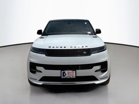 Used 2025 Land Rover Range Rover Sport Dynamic SE AWD/4WD image 2