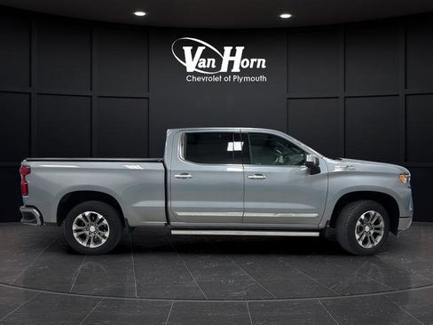 Used 2023 Chevrolet Silverado 1500 High Country w/ Technology Package AWD/4WD image 8