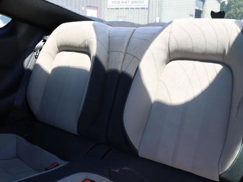 Used 2018 Ford Mustang Coupe RWD image 9