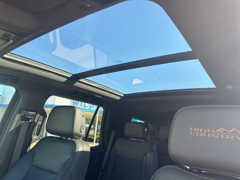 Used 2023 Chevrolet Tahoe High Country w/ Premium Package 2 image 21