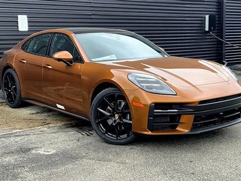 New 2025 Porsche Panamera 4 image 12