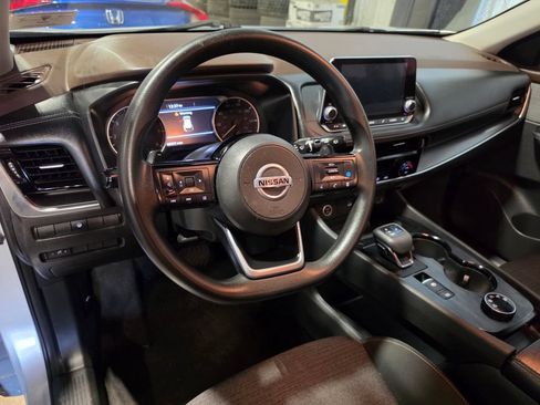 Used 2021 Nissan Rogue SV AWD/4WD image 4