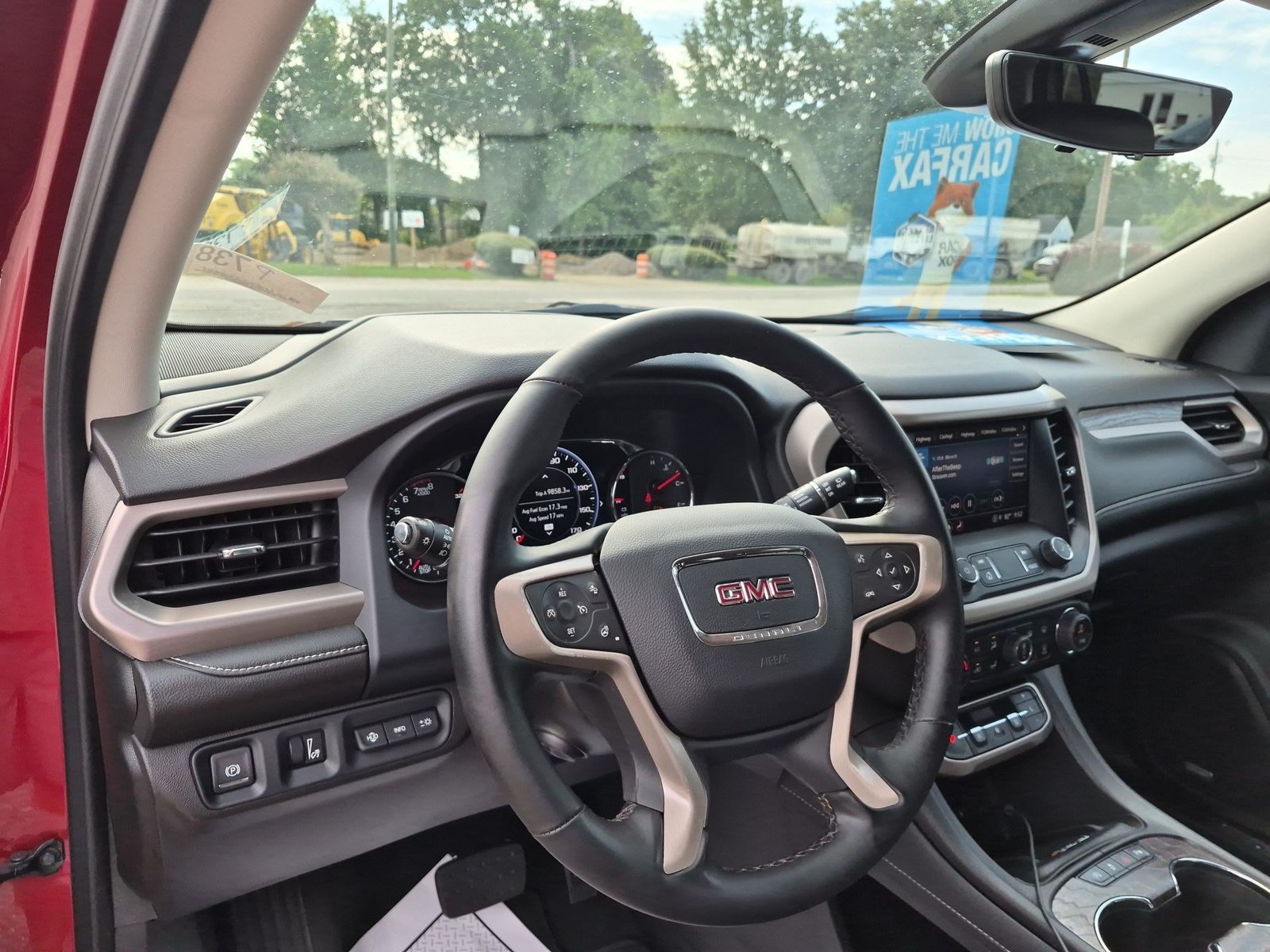 Certified 2023 GMC Acadia Denali w/ Denali Ultimate Package FWD image 10