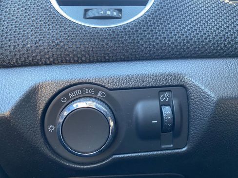 Used 2014 Chevrolet Cruze LT image 30