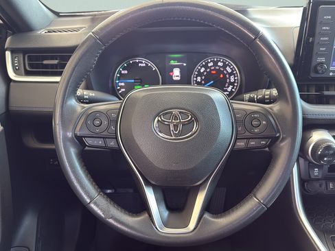 Used 2022 Toyota RAV4 SE AWD/4WD image 24