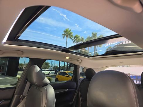 Certified 2024 INFINITI QX50 Luxe w/ Accent Package image 25