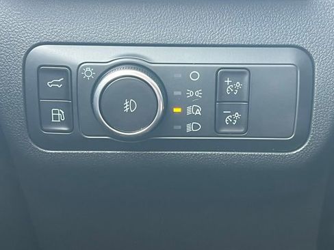 New 2026 Ford Escape SE FWD image 24