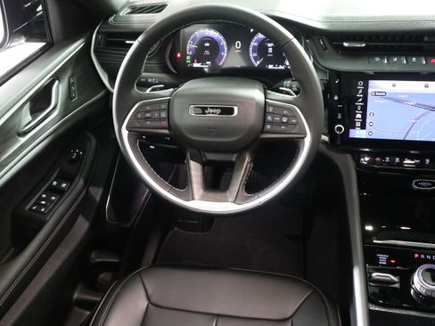 New 2026 Jeep Grand Cherokee L Limited AWD/4WD image 17