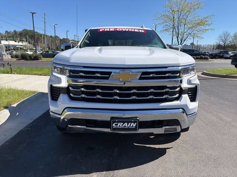 Used 2025 Chevrolet Silverado 1500 LTZ AWD/4WD image 2
