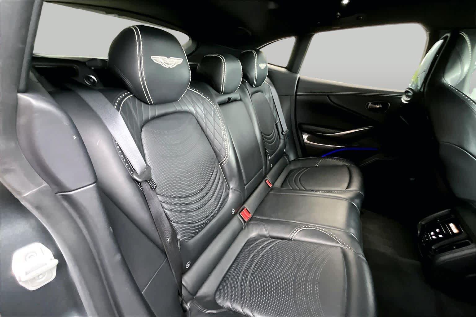 Used 2022 Aston Martin DBX AWD/4WD image 20