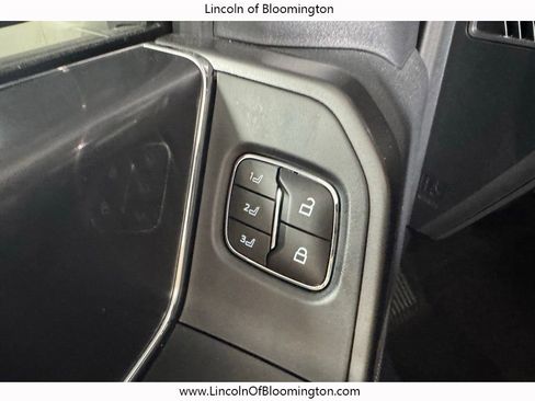 Used 2025 Ford F150 Lariat AWD/4WD image 40