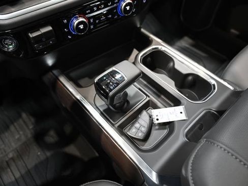 New 2026 GMC Sierra 1500 SLT w/ SLT Premium Plus Package image 21