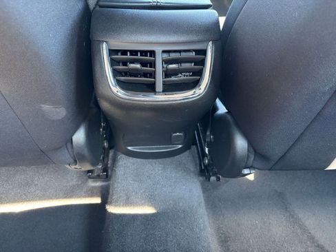 Used 2024 Chevrolet Malibu LT image 23