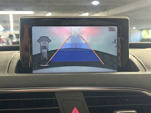 Used 2016 Audi Q3 2.0T Prestige AWD/4WD image 6