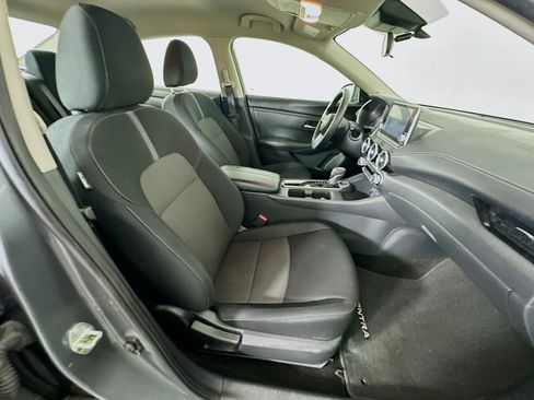 Used 2024 Nissan Sentra SV image 29