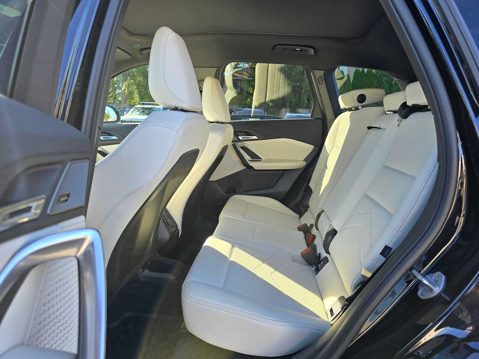 Used 2026 BMW X1 xDrive28i w/ Technology Package AWD/4WD image 16