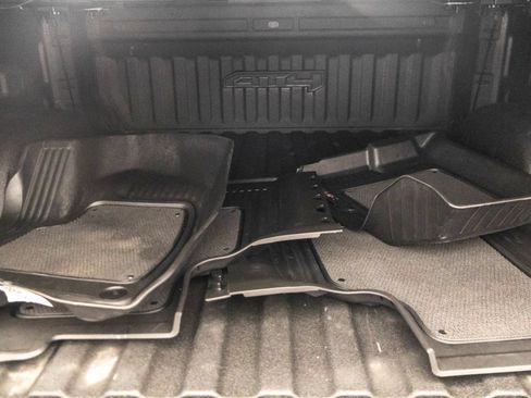 Used 2023 GMC Sierra 1500 AT4 w/ AT4 Premium Package AWD/4WD image 34
