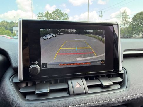 Used 2025 Toyota RAV4 XLE w/ Convenience Package AWD/4WD image 11