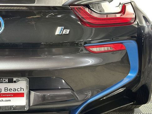 Used 2015 BMW i8 image 17