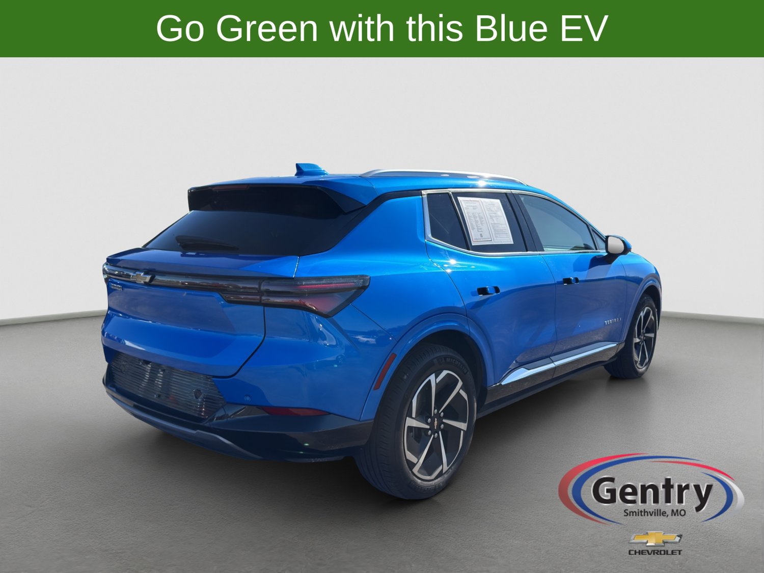 Certified 2024 Chevrolet Equinox EV LT FWD image 6