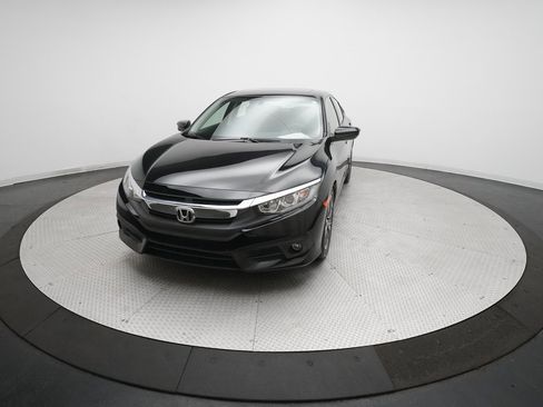 Used 2018 Honda Civic EX-T image 33