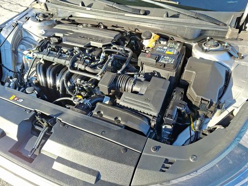 Used 2025 Kia K4 LXS image 27