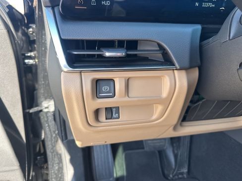 Certified 2025 Cadillac CT5 Premium Luxury image 23