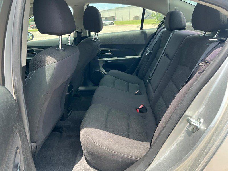 Used 2012 Chevrolet Cruze LT w/ RS Package FWD image 9