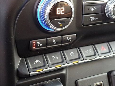 Used 2020 GMC Sierra 1500 AT4 w/ Off-Road Performance Package image 26