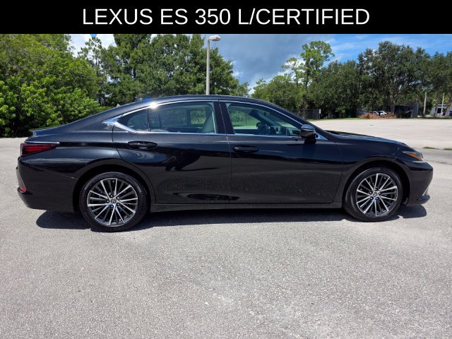Used 2025 Lexus ES 350 w/ Premium Package FWD image 2