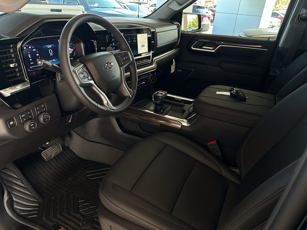 New 2026 Chevrolet Silverado 1500 RST w/ RST All Star Premium Package AWD/4WD image 10
