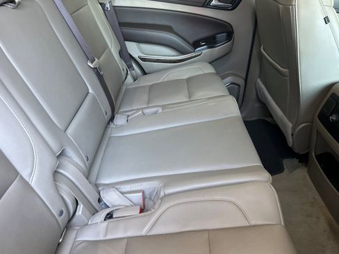 Used 2019 Chevrolet Tahoe LT image 28