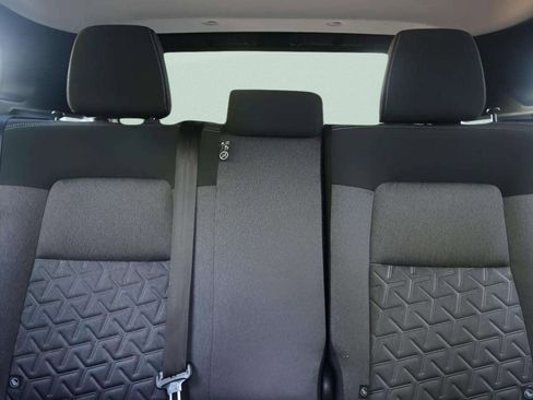 Used 2025 Nissan Kicks SV image 36