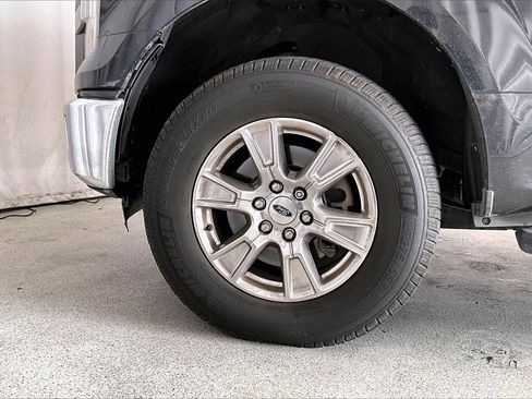 Used 2016 Ford F150 XLT w/ Equipment Group 302A Luxury image 6