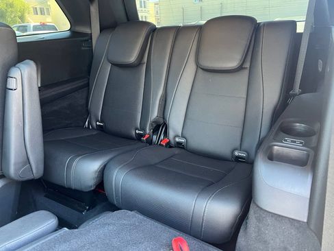 Used 2022 Mercedes-Benz GLS 450 4MATIC image 16