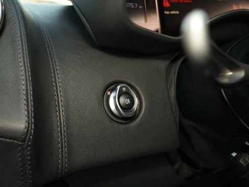 Used 2016 McLaren 570S Coupe image 25