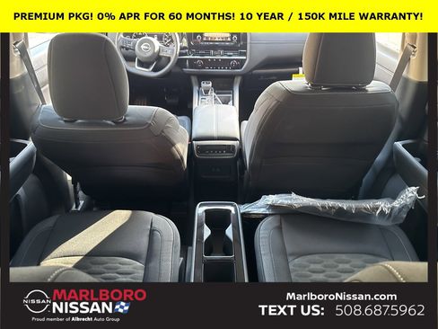 New 2025 Nissan Pathfinder SV w/ SV Premium Package image 23