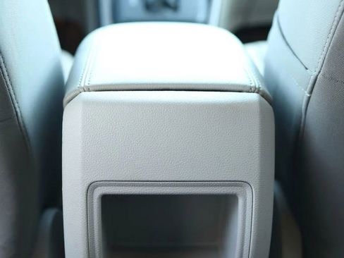 Used 2016 Ford Escape SE image 31