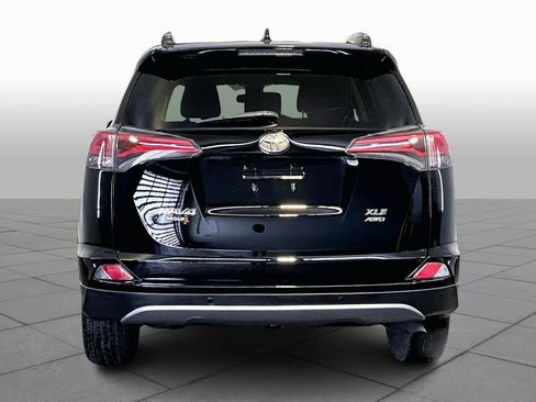 Used 2017 Toyota RAV4 XLE image 4