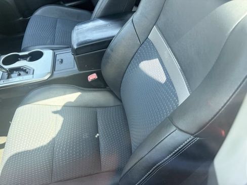 Used 2014 Toyota Camry SE FWD image 3