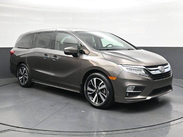 Used 2020 Honda Odyssey Elite image 2