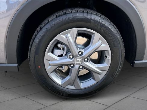 New 2026 Honda HR-V LX image 11