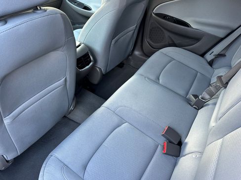 Used 2022 Chevrolet Malibu LT image 11