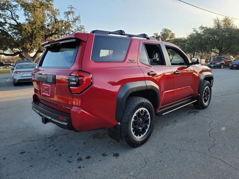 Used 2025 Toyota 4Runner 4WD image 5