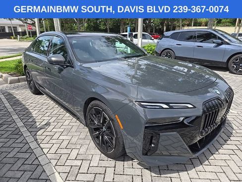 Used 2023 BMW 740i RWD image 7