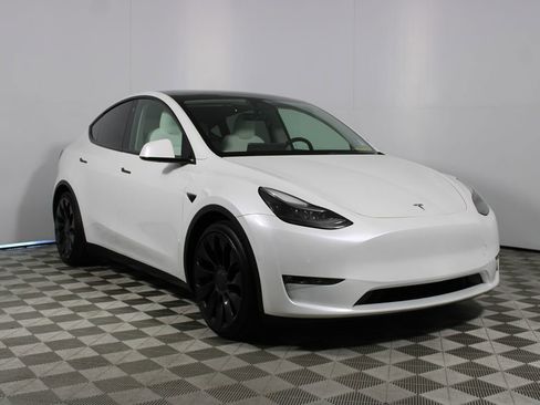 Used 2022 Tesla Model Y Performance AWD/4WD image 29