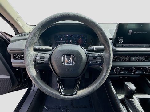 Used 2023 Honda Accord LX image 10