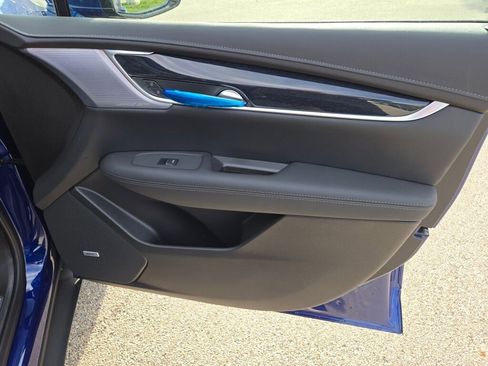 New 2025 Cadillac XT5 Premium Luxury w/ LPO, Floor Liner Package image 6