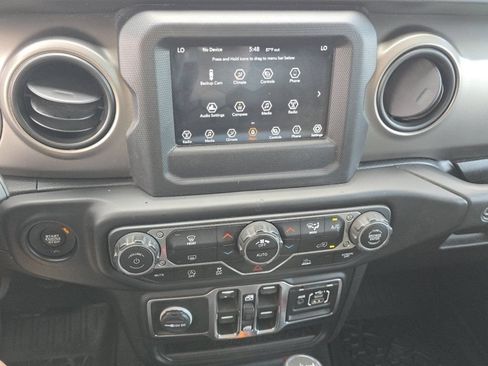 Used 2021 Jeep Wrangler Unlimited Sport AWD/4WD image 29