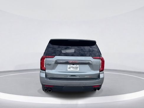 Used 2023 GMC Yukon AT4 AWD/4WD image 7